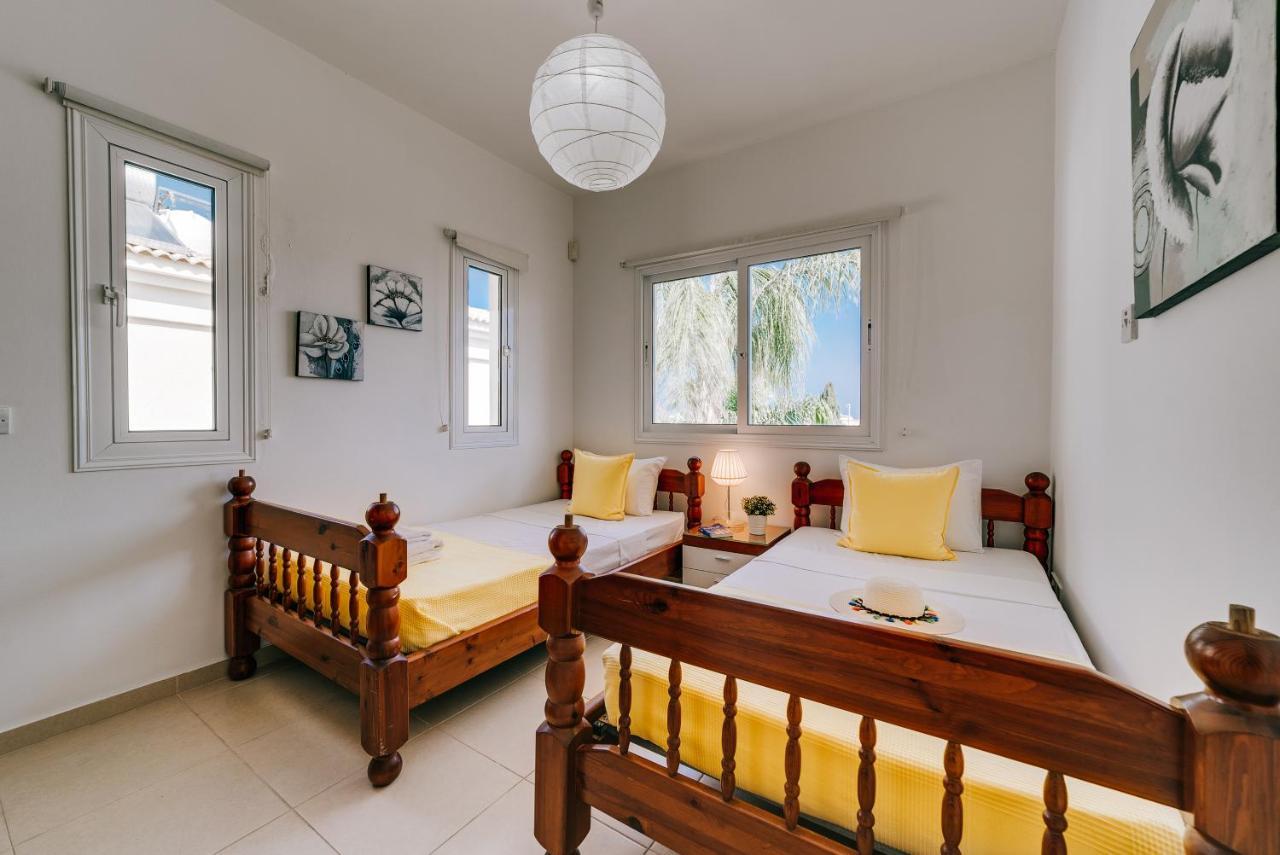Villa Abbie Paralimni Exteriér fotografie