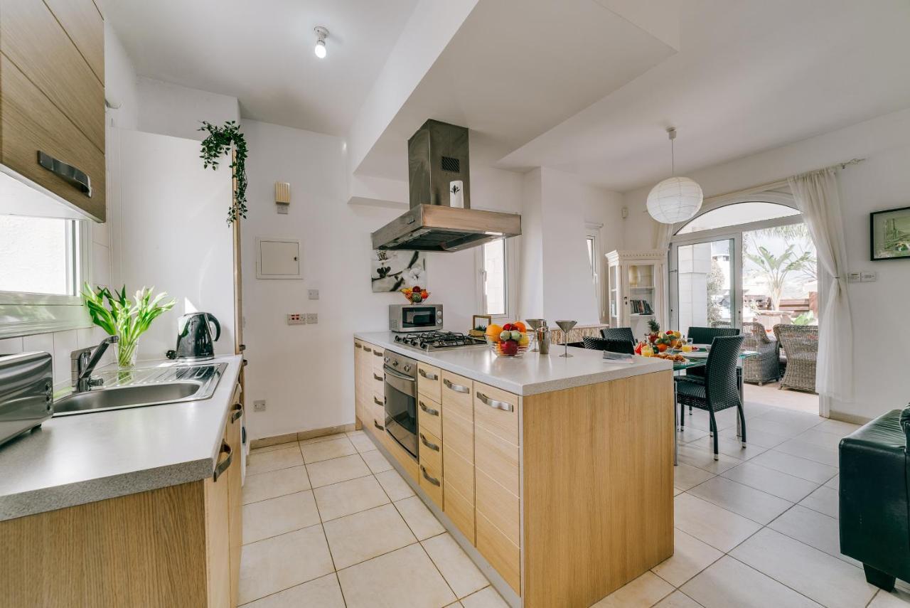 Villa Abbie Paralimni Exteriér fotografie