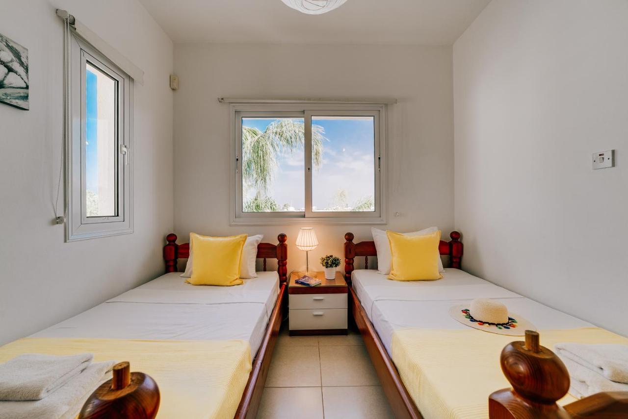 Villa Abbie Paralimni Exteriér fotografie
